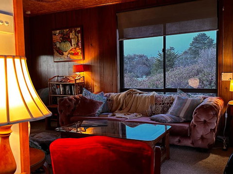 IdleWild - Secluded Absolute Beachfront Escape - Accommodation Brunswick Heads 2