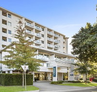 Adina Serviced Apartments Canberra Dickson - Accommodation Brunswick Heads