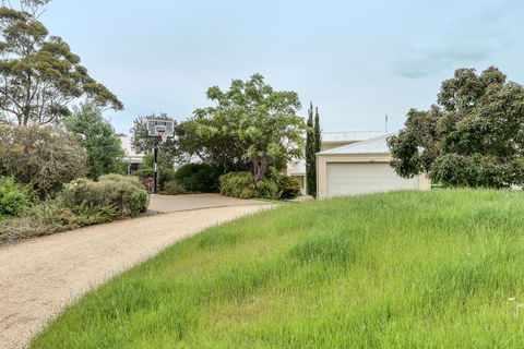 Aegina - Accommodation Brunswick Heads 3