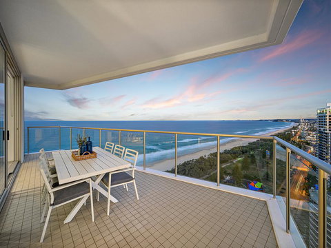 Air On Broadbeach - Accommodation Brunswick Heads 0