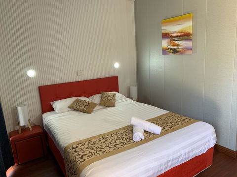 Albion Hotel - Motel Finley - Accommodation Brunswick Heads 2
