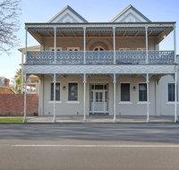 Albury Suites - Waterstreet - Accommodation Brunswick Heads