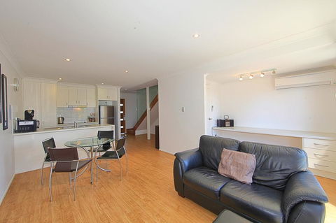 Alexandra Apartments - Accommodation Brunswick Heads 2