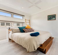Alice's Palace 2-minute walk to lifeguard patrolled surf beach - Accommodation Brunswick Heads