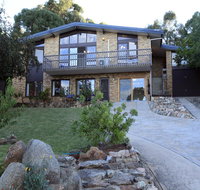 Alpine Apartment - Great location with views of Lake Jindabyne - Accommodation Brunswick Heads