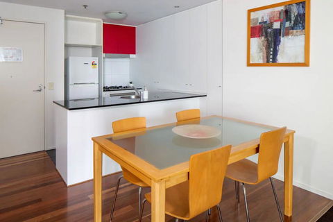 Amazing Brisbane CBD 2 Bedroom Apartment With River Views - Accommodation Brunswick Heads 1