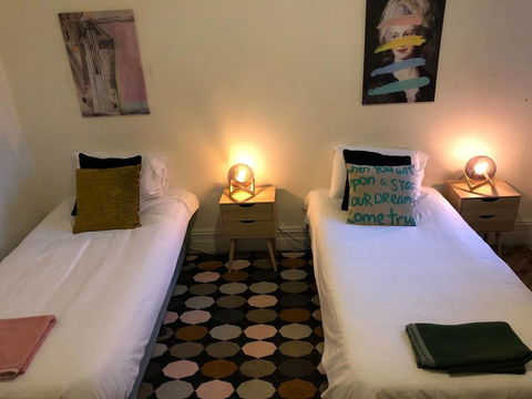Amazing River Views - Fabulous Footscray Fun!!! - Accommodation Brunswick Heads 3