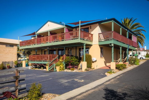 Anchors Aweigh - Accommodation Brunswick Heads 2
