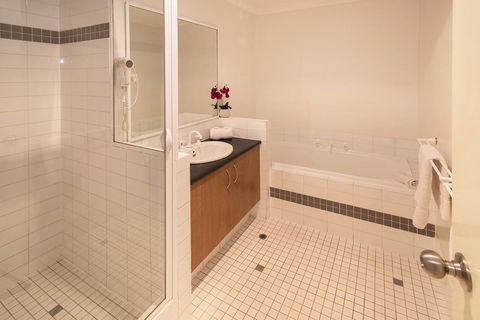 Apartment 115 - Located On The Main Street - Accommodation Brunswick Heads 3