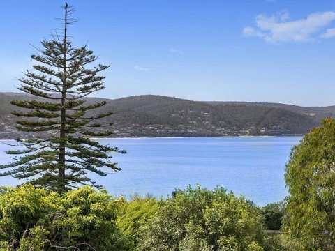 APARTMENT 29 PACIFIC APARTMENTS - Grand Escape With Ocean Views - Accommodation Brunswick Heads 0