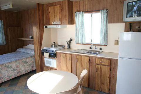 Apollo Bay Holiday Park - Accommodation Brunswick Heads 2