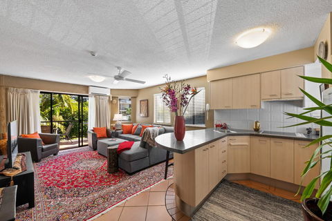 Asiatic Suite At Nautilus Mooloolaba - Accommodation Brunswick Heads 0