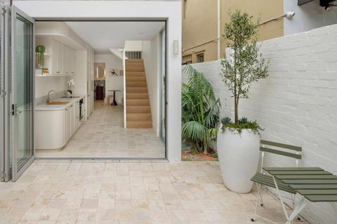 Luxury Designer Redfern House - Accommodation Brunswick Heads 0