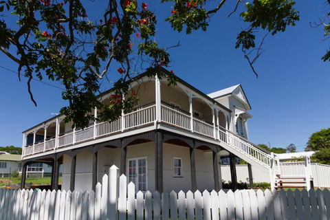 Luxury Grand Escapes Queenslander In Ipswich - Accommodation Brunswick Heads 0