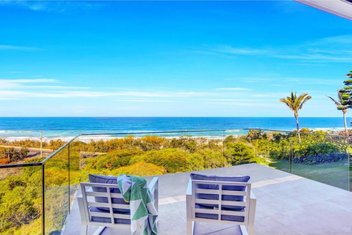 Luxury Ocean View Property with Accommodation Brunswick Heads