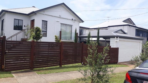 Maple Villa - The Beach House By The Bay - Accommodation Brunswick Heads 2