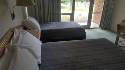 Moe Parklands Motel - Accommodation Brunswick Heads 1