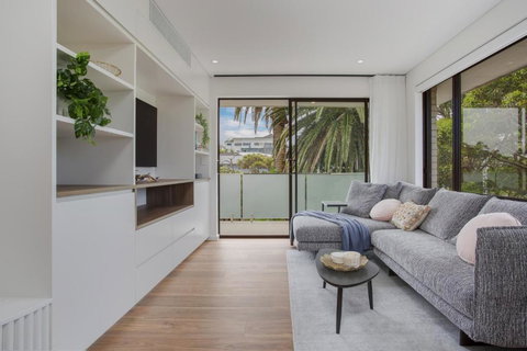 Modern, North-east Facing, 2-bed Apartment - Accommodation Brunswick Heads 0