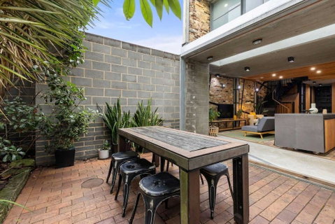 Modern & Stylish 3BR In Redfern - Accommodation Brunswick Heads 3