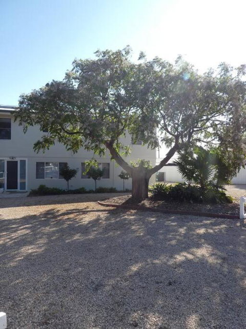 Moonta Bay Stylish Large Home 3 Min Walk From Beach And Jetty - Accommodation Brunswick Heads 0
