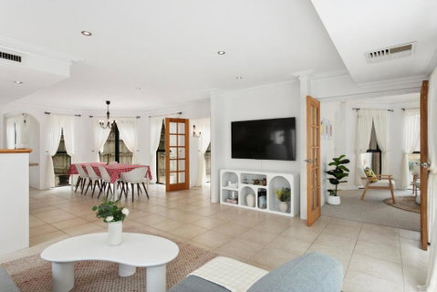 Newly Renovated Home Steps From Sorrento Beach - Accommodation Brunswick Heads 2