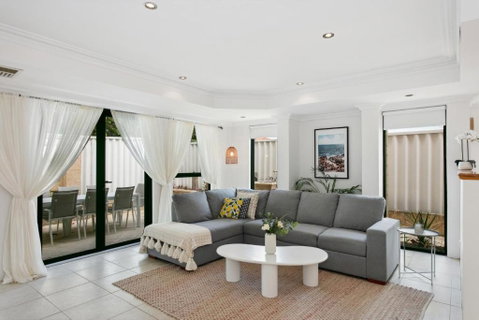 Newly Renovated Home Steps From Sorrento Beach - Accommodation Brunswick Heads 0
