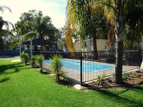 Narrabri Motel And Caravan Park - Accommodation Brunswick Heads 0