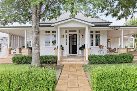 Narraweema Guesthouse - Historic Luxury BnB Retreat - Accommodation Brunswick Heads 1