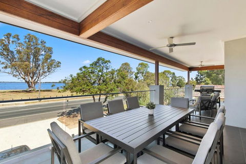 NEW - Sunrise Waters Holiday House - Accommodation Brunswick Heads 0