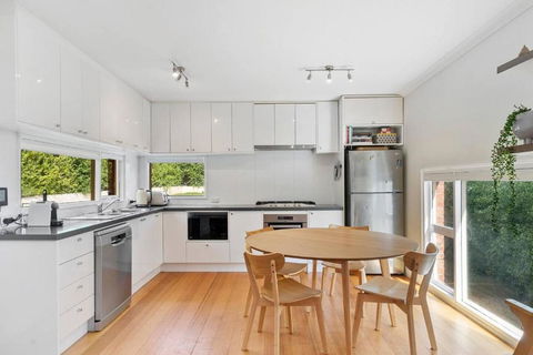 New Town Bungalow - A Leafy Family Haven - Accommodation Brunswick Heads 2