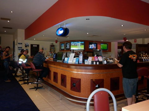 New Whyalla Hotel - Accommodation Brunswick Heads 3