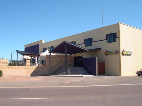 New Whyalla Hotel - Accommodation Brunswick Heads 0
