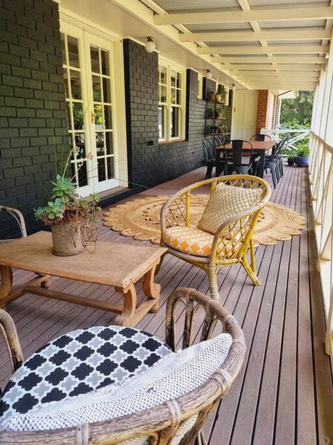 Noonan House, 5 Bedrooms. Hop & Skip To Town - Accommodation Brunswick Heads 0