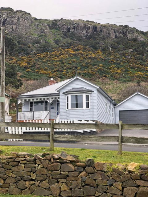 Number 10 -Queen Room With B/fast - Accommodation Brunswick Heads 1