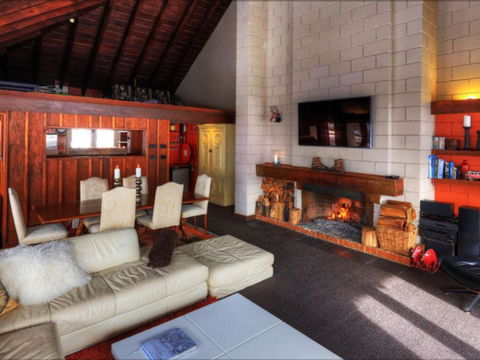 Obergurgl Lodge - Accommodation Brunswick Heads 1