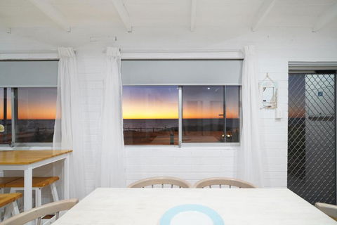 OCEA84 - Quinns Beach Shack: Ocean Views - Accommodation Brunswick Heads 1