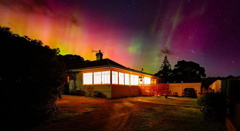 Ocean Beach Front, 3 Capes Cottage. - Accommodation Brunswick Heads 0