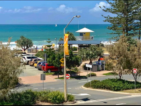 Ocean View - Alexandra Headlands Beachfront Unit - Accommodation Brunswick Heads 0
