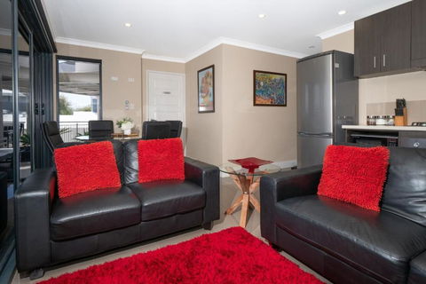 Ocean View Executive Apartment 4 - Accommodation Brunswick Heads 3