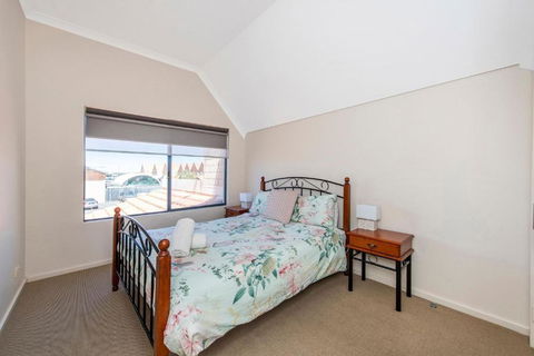 Ocean View Port Geographe - Accommodation Brunswick Heads 3