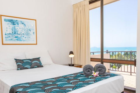 OCEAN VIEWS 10 - Accommodation Brunswick Heads 3