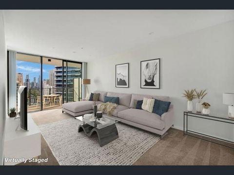 Ocean Views In The Heart Of Broadbeach! - Accommodation Brunswick Heads 0