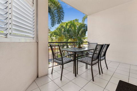 Oceanbreeze Apartment In Cairns North - Accommodation Brunswick Heads 1