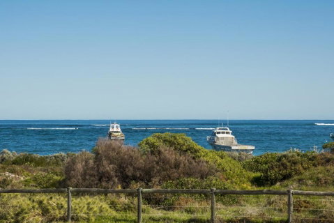Oceans Waves - Luxury Apartment With Ocean Views - Accommodation Brunswick Heads 0