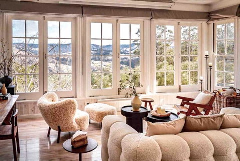Olive Hill Spa, Views & Home Cinema - Accommodation Brunswick Heads 3
