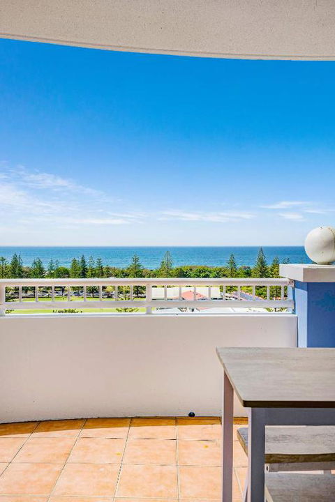 One-Bedroom Escape With Ocean Views - Accommodation Brunswick Heads 3