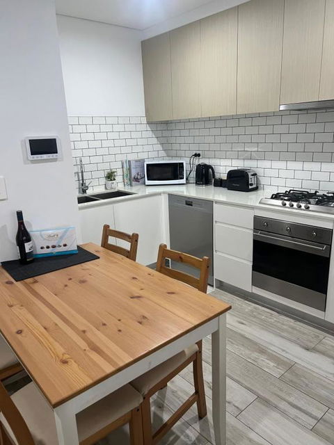 One Bedroom Oasis In Strathfield - Accommodation Brunswick Heads 3