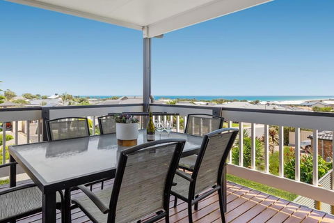 Oriana Grande- 5 Bdrm Sleeps 14 Beach View Wifi - Accommodation Brunswick Heads 0