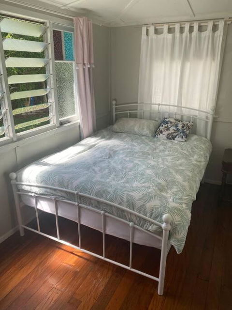 Original Surf Cottage In Heart Of Pottsville Beach - Accommodation Brunswick Heads 2