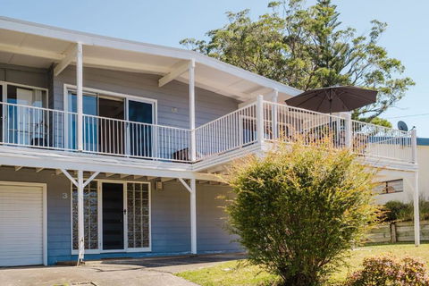 Our Molly - Accommodation Brunswick Heads 0